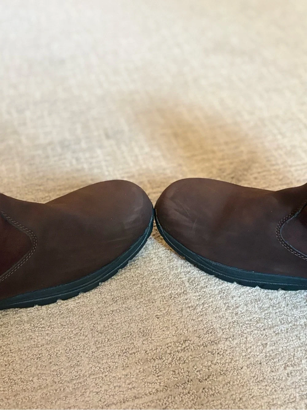 UGG WATERPROOF Men’s Gore-Tex Sheepskin Lined Winter Boots Brown Size 11.5